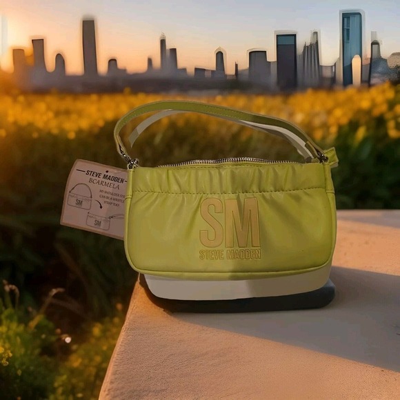 NWT Steve Madden BCARMELA Green Fig Small Strap/wristlet Bag Sling Purse Satchel - Picture 1 of 7